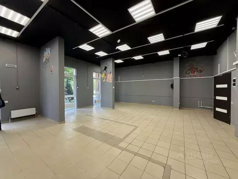 Помещение свободного назначения в Краснодарский край, Краснодар ул. ...