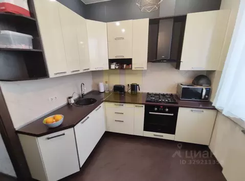 2-к кв. Омская область, Омск ул. Масленникова, 9 (55.9 м)