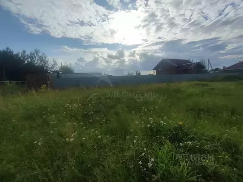 Участок в Новгородская область, Новгородский район, Савинское с/пос, ...