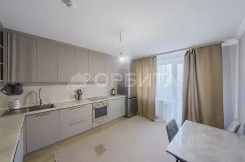 3-к кв. Тюменская область, Тюмень ул. Валентины Трофимовой, 13 (92.6 ...