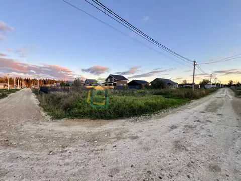 Участок в Ленинградская область, Ломоносовский район, Кипенское с/пос, ...