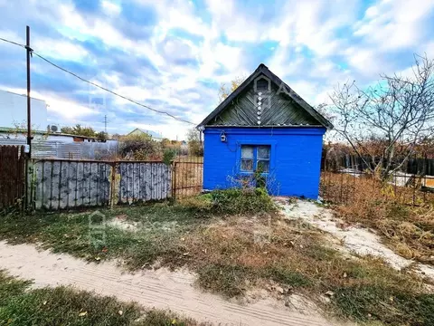 Дом в Волгоградская область, Светлоярский район, Большечапурниковское ...