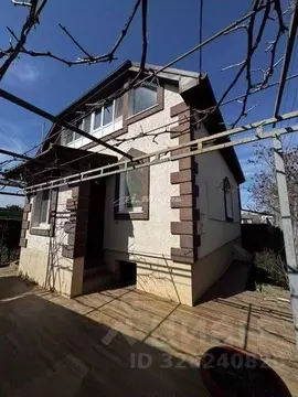 Дом в Крым, Симферопольский район, Молодежное пгт ул. Калиновая, 26 ...