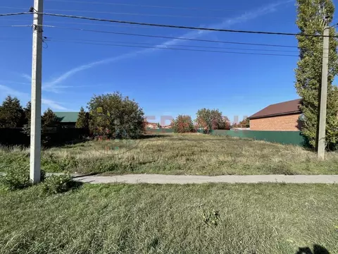 Участок в Ростовская область, Мясниковский район, с. Большие Салы ул. ...