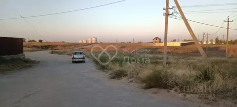 Участок в Волгоградская область, Волгоград Ветеран СНТ, ул. Сиреневая ...