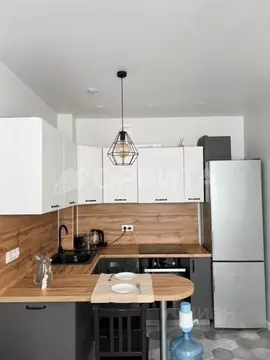 2-к кв. Тюменская область, Тюмень ул. Тимофея Чаркова, 83 (40.0 м)