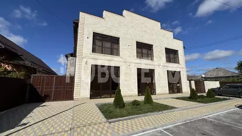 Помещение свободного назначения в Краснодарский край, Курганинск ул. ...