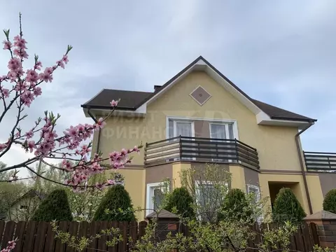 Дом в Калининградская область, Зеленоградск ул. Янтарная, 7 (200 м)