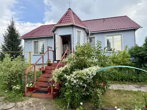 Дом в Омская область, Омский район, Богословское с/пос, с. ...