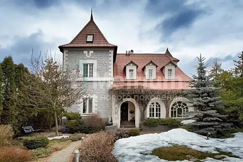 Продается дом в КП Усово плюс