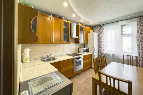 3-к кв. Ульяновская область, Ульяновск Водопроводная ул., 1 (67.5 м)