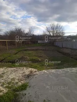 Участок в Волгоградская область, Волгоград пос. Сакко и Ванцетти, ул. ...