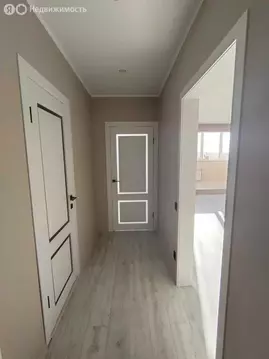 3-комнатная квартира: Чебаркуль, улица Крылова, 85 (81.6 м)