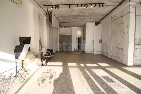 Помещение свободного назначения в Красноярский край, Красноярск ул. ...