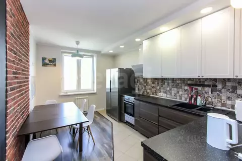 2-к кв. Тюменская область, Тюмень Заречный проезд, 43 (78.0 м)