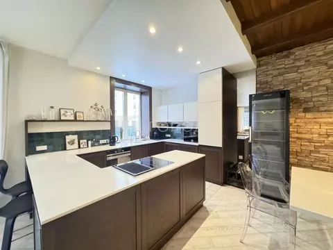 4-к кв. Новосибирская область, Новосибирск Советская ул., 15 (124.6 м)