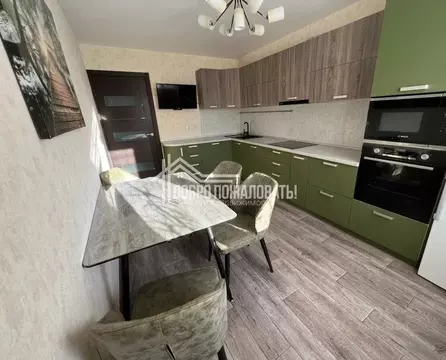 4-к кв. Хакасия, Абакан просп. Дружбы Народов, 46 (84.3 м)