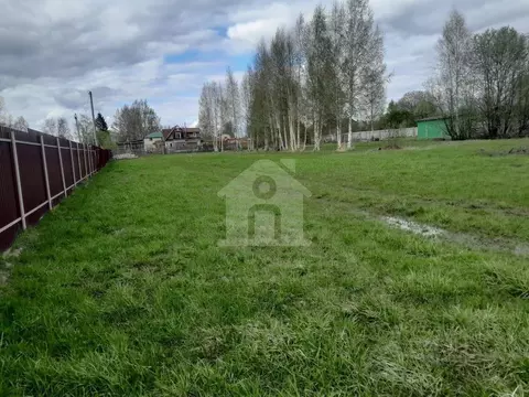 Участок в Ярославская область, Ярославский муниципальный округ, д. ...