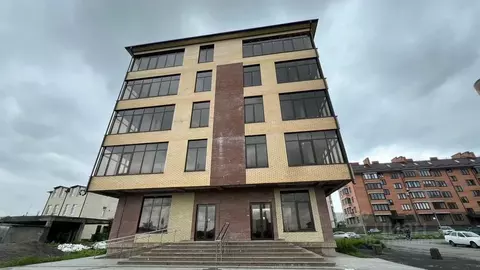 Помещение свободного назначения в Северная Осетия, Владикавказ просп. ...