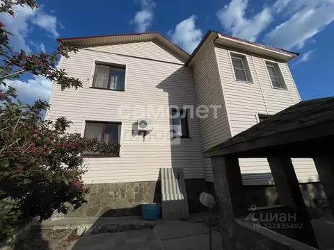 Дом в Волгоградская область, Волгоград Аэрофлотская ул., 7 (180 м)