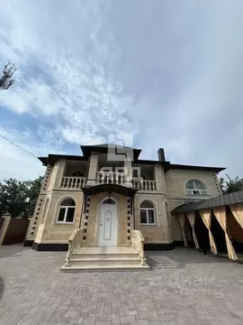 Дом в Ростовская область, Аксай ул. Вячеслава Гетманова, 37 (350 м)