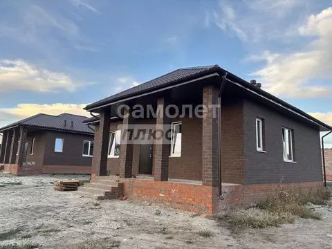 Дом в Курская область, Курский район, Щетинский сельсовет, пос. ...