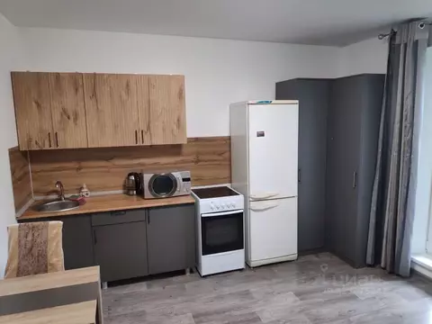 Студия Свердловская область, Екатеринбург ул. Академика Парина, 13 ...