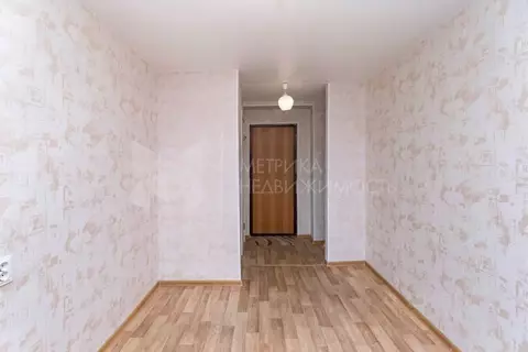 Студия Тюменская область, Тюмень ул. Мельникайте, 113 (13.1 м)