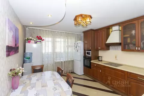 3-к кв. Тюменская область, Тюмень Восточный-2 мкр, ул. Ивана Словцова, ...