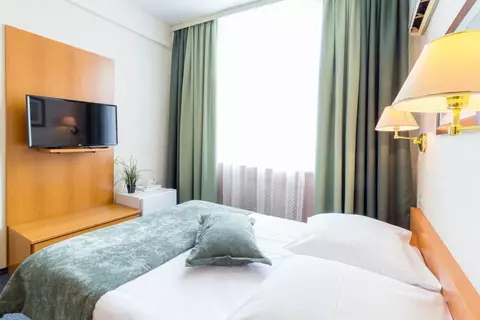 Комната Самарская область, Самара Ново-Садовая ул., 18 (10.0 м)