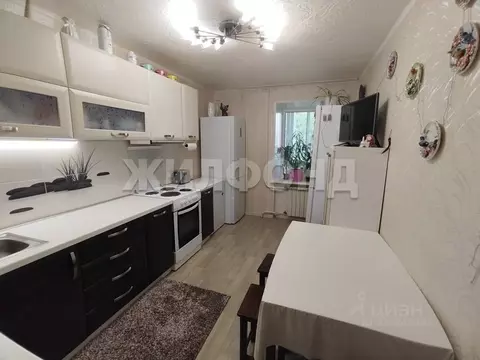 2-к кв. Хакасия, Абакан ул. Журавлева, 4 (50.4 м)