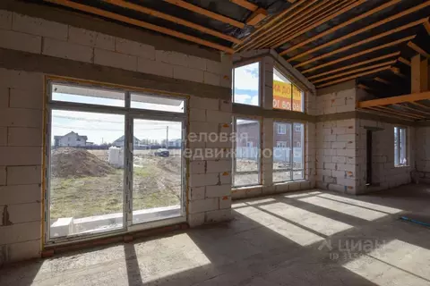 Дом в Новгородская область, Новгородский район, Ракомское с/пос, д. ...