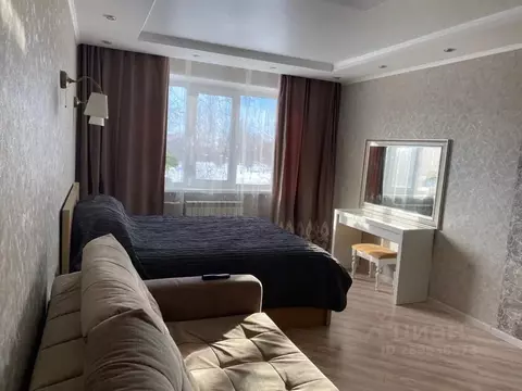 1-к кв. Ленинградская область, Тихвин 5-й мкр, 49 (36.0 м)