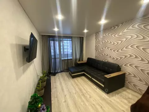 2-к кв. Башкортостан, Нефтекамск Юбилейный просп., 6 (52.0 м)