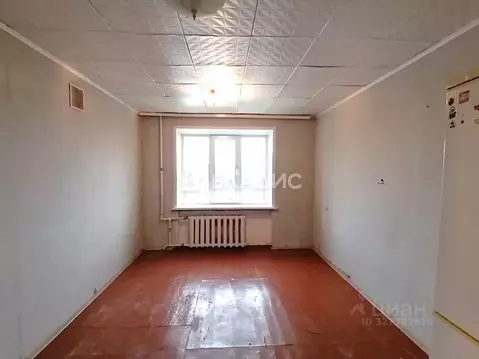 Комната Калужская область, Калуга ул. Гурьянова, 5 (13.2 м)