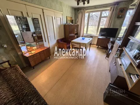 2-к кв. Санкт-Петербург пос. Металлострой, Плановая ул., 18 (43.57 м)