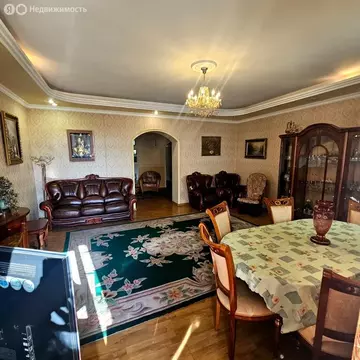 3-комнатная квартира: Новокузнецк, улица Тольятти, 78 (145.5 м)