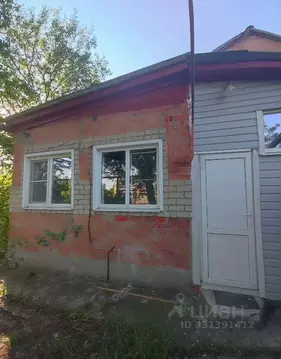 Дом в Краснодарский край, Ейский район, с. Кухаривка Молодежный пер., ...