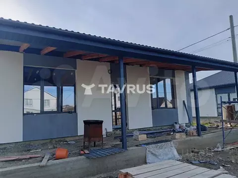 Дом в Крым, Симферопольский район, с. Доброе ул. Богатая (130 м)