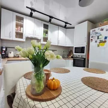 4-к кв. Волгоградская область, Волгоград ул. Гвоздкова, 8 (83.2 м)