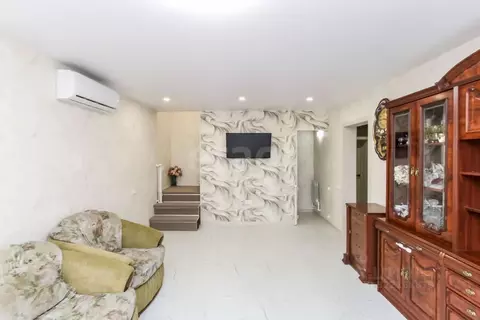 Дом в Тюменская область, Тюмень Садовое товарищество Липовый остров, ...