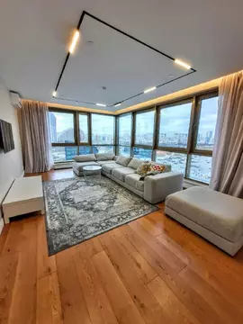 Продается 3-комнатная квартира