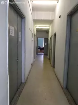 Помещение свободного назначения (6525 м)