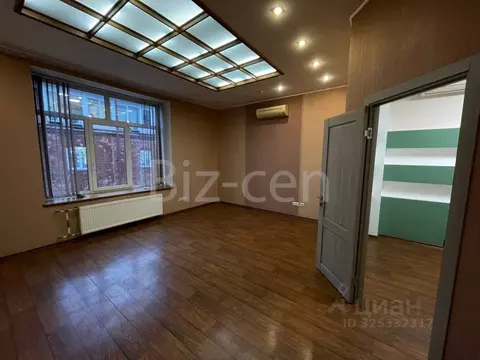 Офис в Санкт-Петербург Лифляндская ул., 6к6 (406 м)