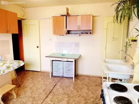 1к в -комнатной квартире (17 м)