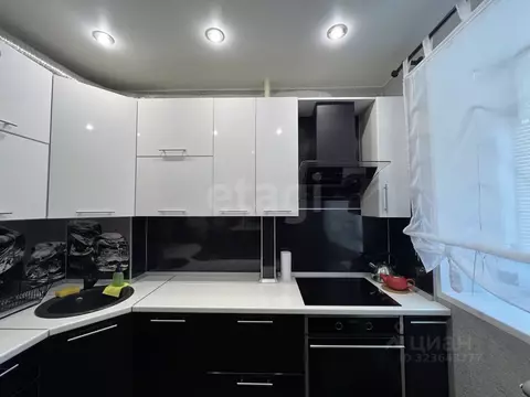 2-к кв. Ямало-Ненецкий АО, Новый Уренгой Юбилейный мкр, 3/2А (56.1 м)