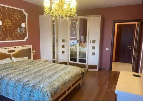 3-к кв. Брянская область, Брянск ул. Крахмалева, 47 (90.0 м)