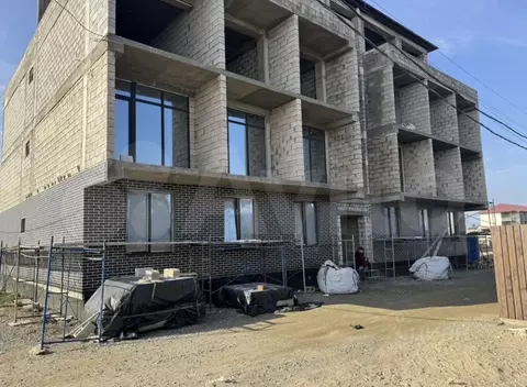 3-к кв. Дагестан, Махачкала Караман-6 мкр, 2 (95.0 м)