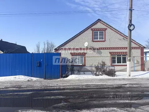 Дом в Курская область, Солнцево рп ул. Чекулаева (87 м)