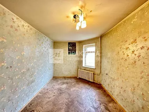 Продается 3-комнатная квартира